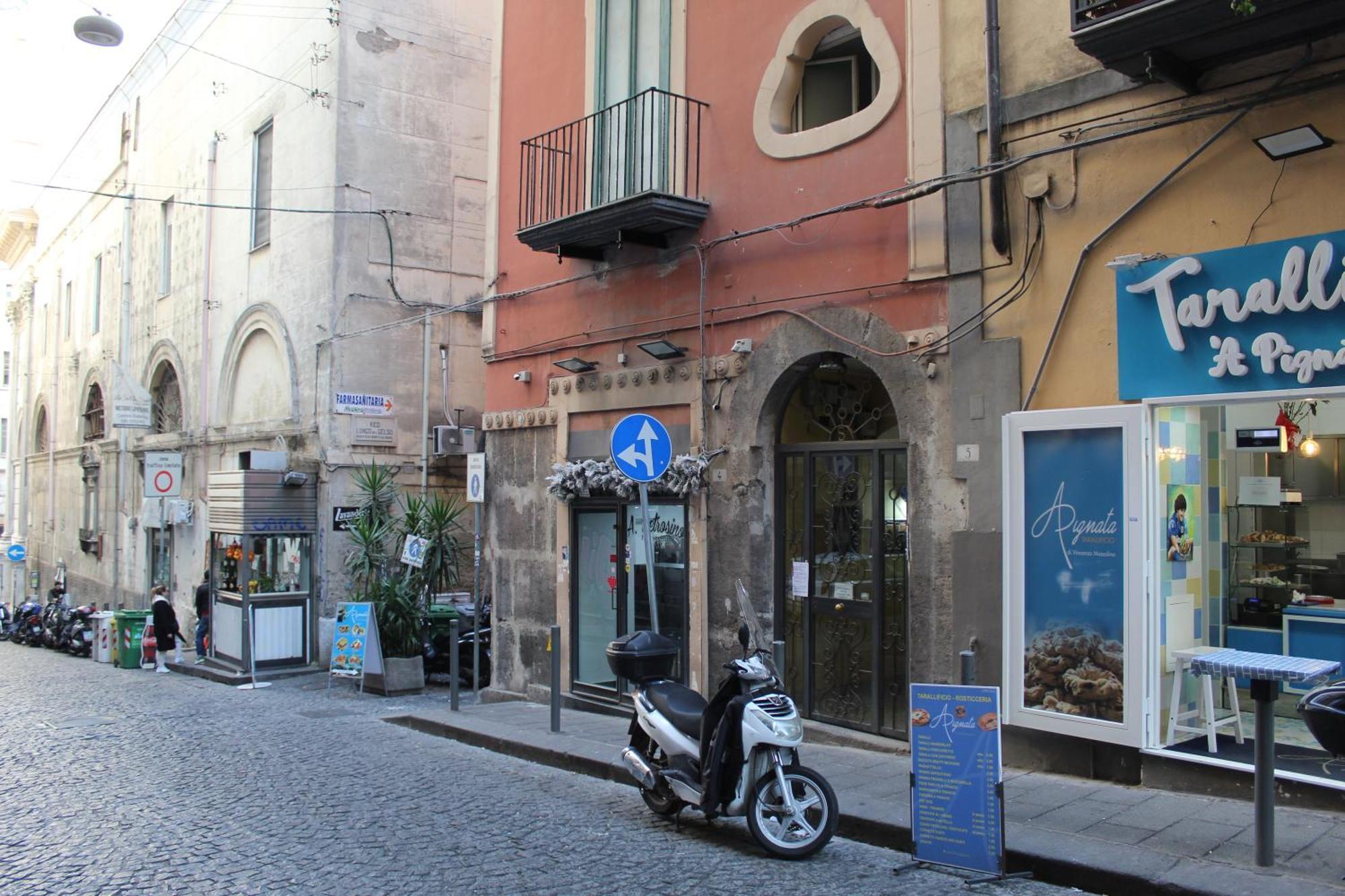 Blackwoody Contemporary - Centro Storico Via Toledo Maison d'hôtes Naples