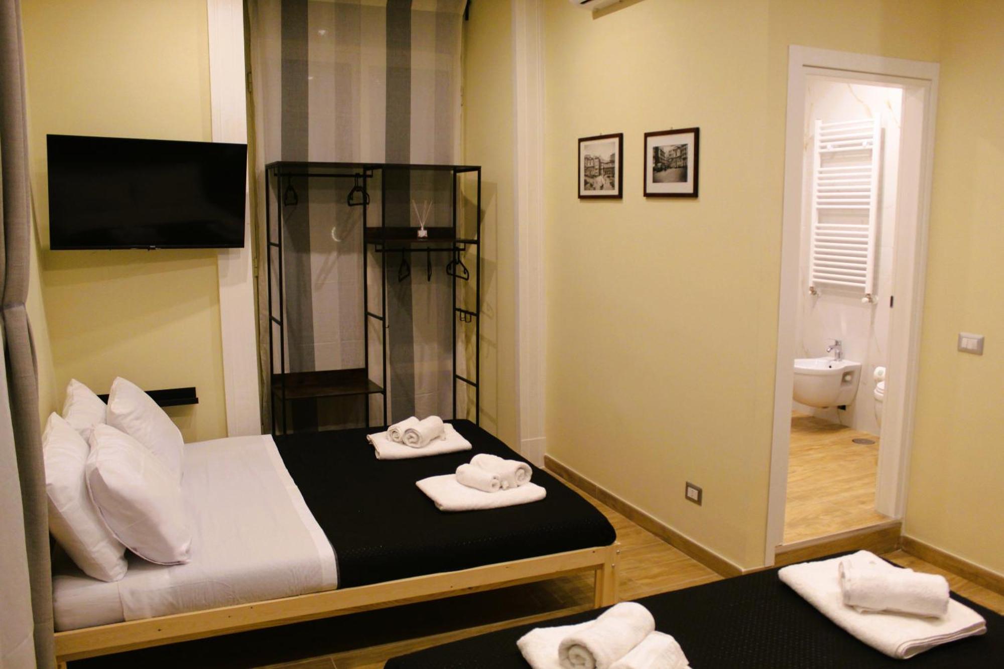 Blackwoody Contemporary - Centro Storico Via Toledo