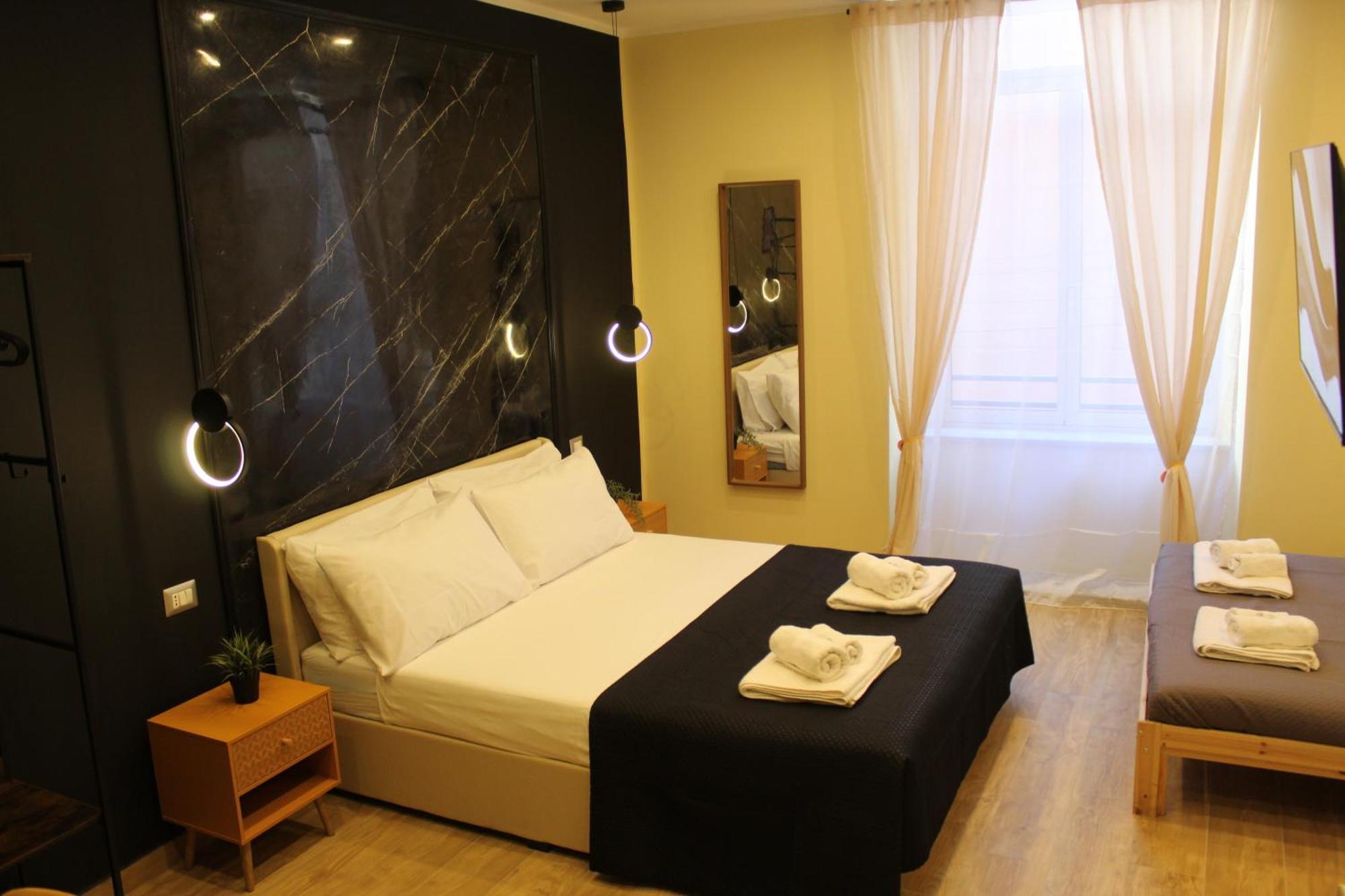 Blackwoody Contemporary - Centro Storico Via Toledo *