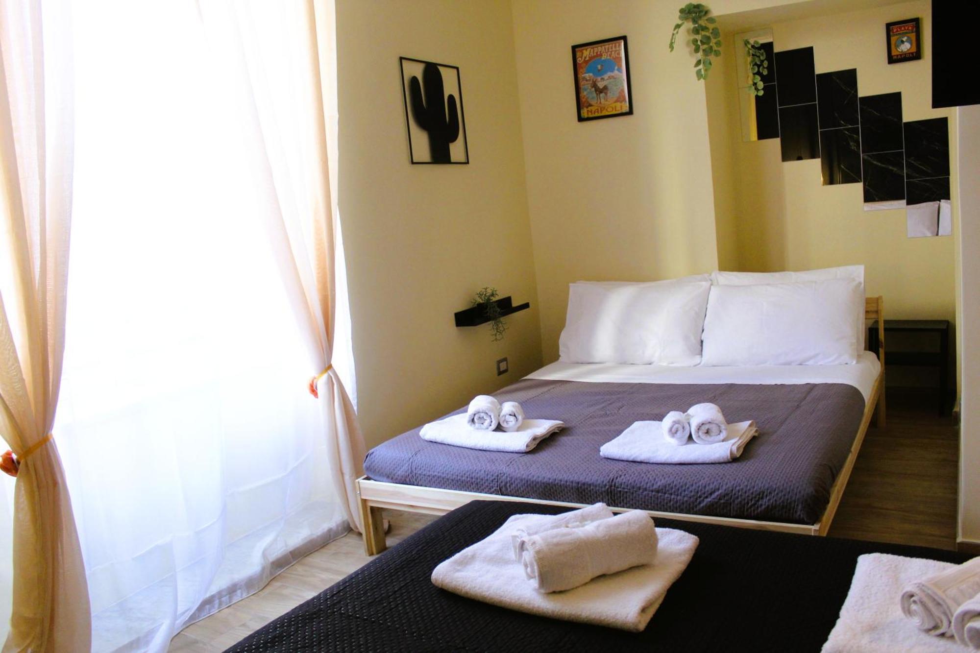 Guest house Blackwoody Contemporary - Centro Storico Via Toledo